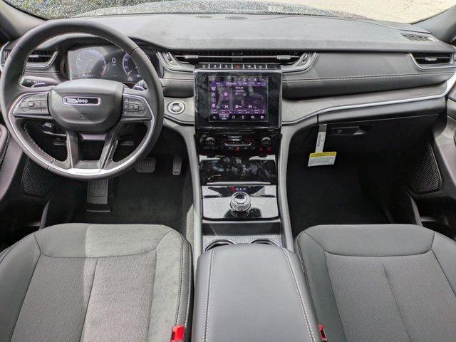 new 2025 Jeep Grand Cherokee car, priced at $31,425