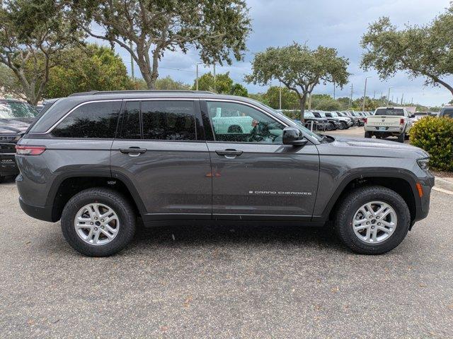 new 2025 Jeep Grand Cherokee car, priced at $31,425