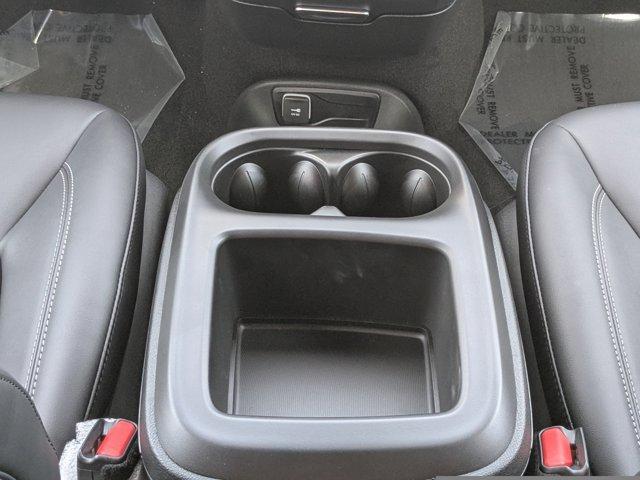 new 2026 Chrysler Pacifica car, priced at $39,685