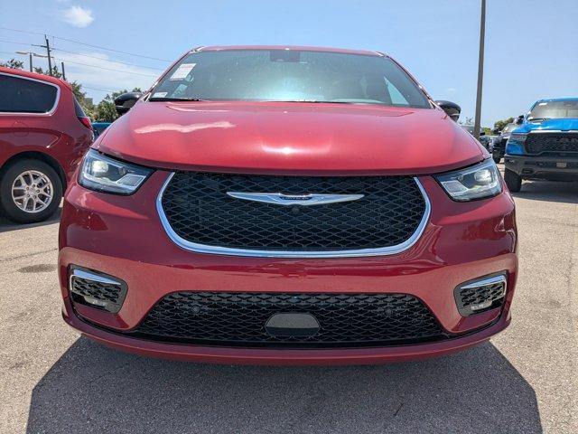 new 2026 Chrysler Pacifica car, priced at $39,685