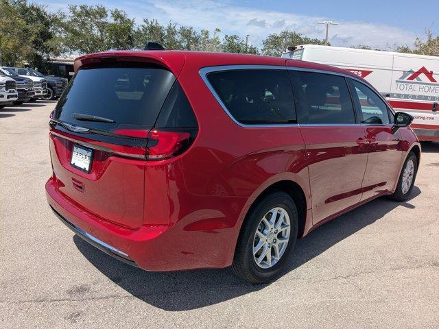 new 2026 Chrysler Pacifica car, priced at $39,685