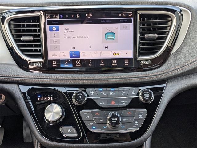 new 2025 Chrysler Pacifica car, priced at $56,404