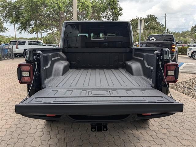 new 2025 Jeep Gladiator car, priced at $49,985