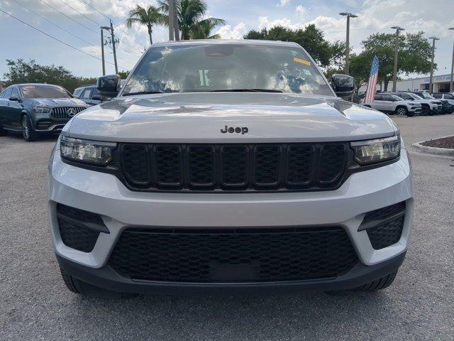 used 2024 Jeep Grand Cherokee car, priced at $30,992