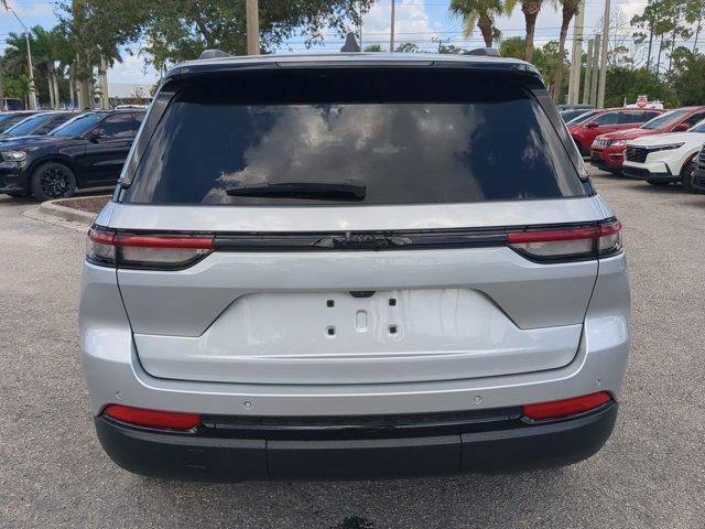 used 2024 Jeep Grand Cherokee car, priced at $30,992