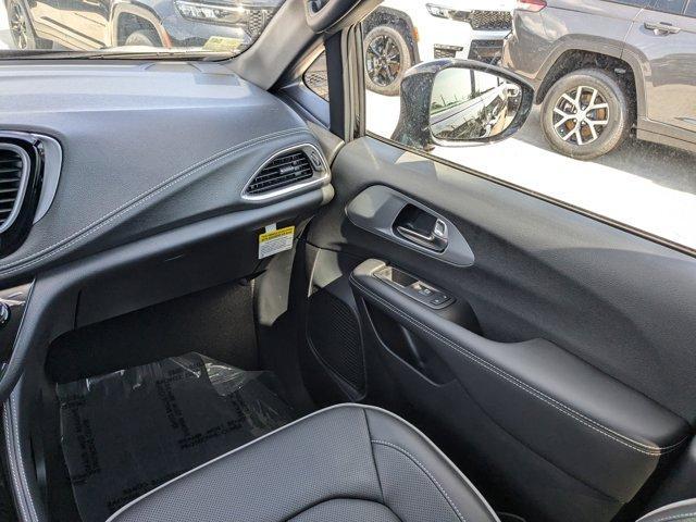 new 2025 Chrysler Pacifica car, priced at $50,840