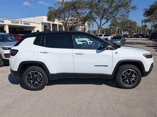 new 2025 Jeep Compass car, priced at $33,965