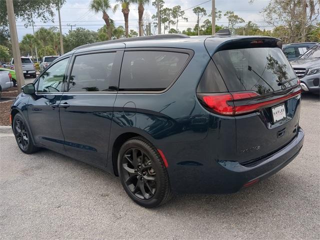 used 2025 Chrysler Pacifica car, priced at $40,992