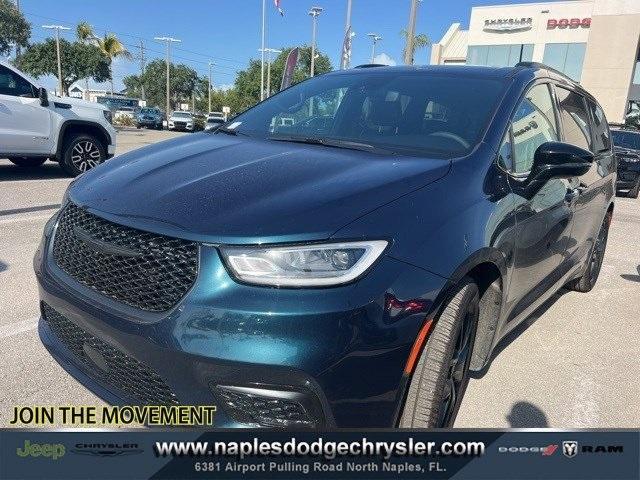 used 2025 Chrysler Pacifica car, priced at $42,991