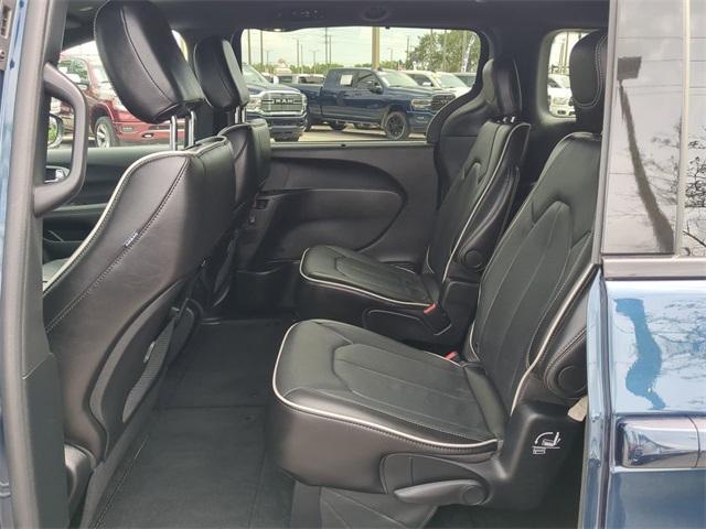 used 2025 Chrysler Pacifica car, priced at $40,992