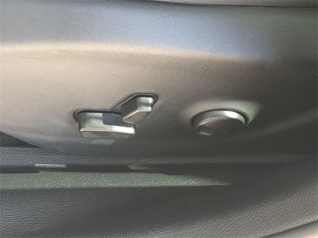 used 2023 Jeep Cherokee car, priced at $23,671