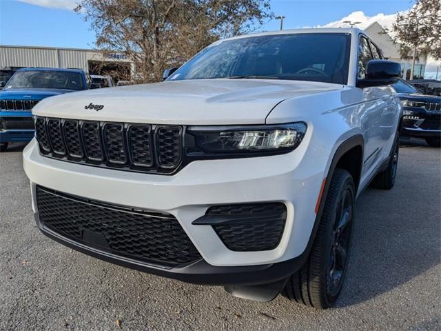 new 2025 Jeep Grand Cherokee car, priced at $44,980