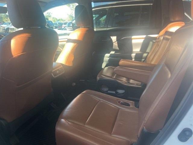 used 2019 Toyota Highlander car, priced at $25,821