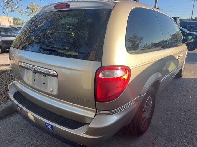 used 2006 Chrysler Town & Country car, priced at $5,491