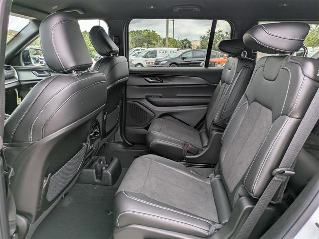 new 2025 Jeep Grand Cherokee L car, priced at $42,275