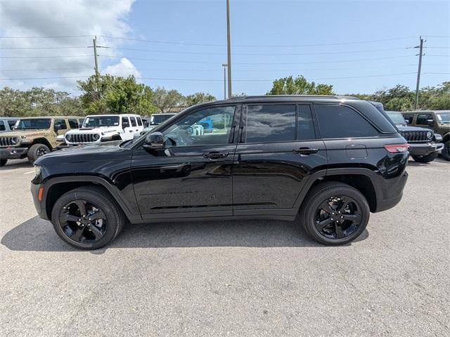 new 2025 Jeep Grand Cherokee car, priced at $39,770