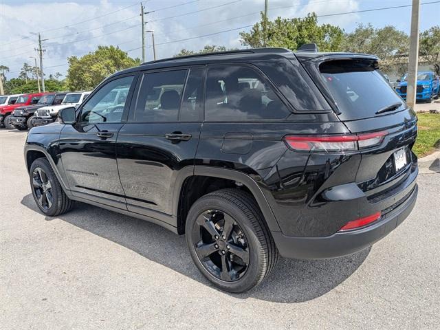 new 2025 Jeep Grand Cherokee car, priced at $39,770