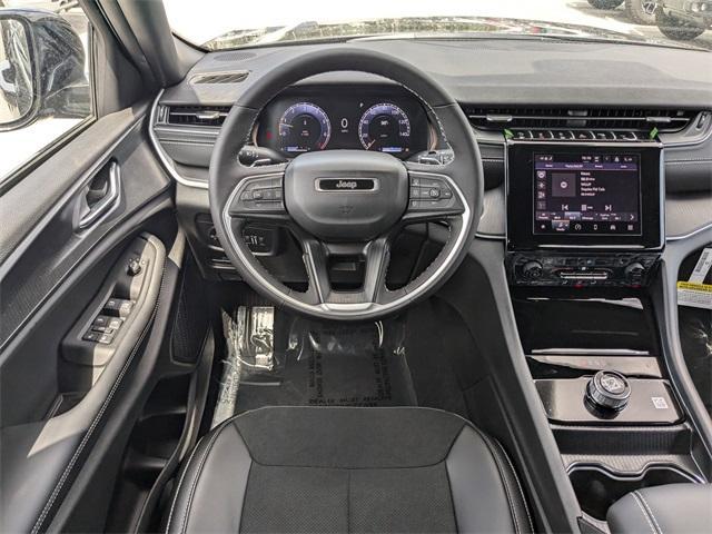 new 2025 Jeep Grand Cherokee car, priced at $39,770