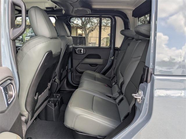 new 2025 Jeep Gladiator car, priced at $56,365