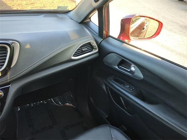 used 2021 Chrysler Pacifica car, priced at $18,491
