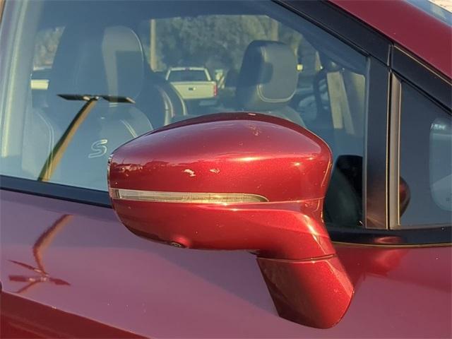 used 2021 Chrysler Pacifica car, priced at $18,491