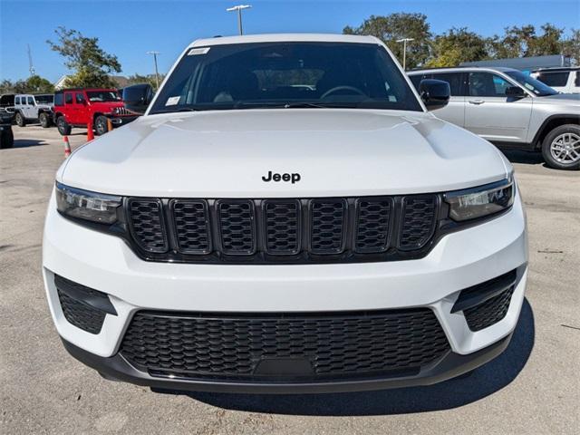 new 2025 Jeep Grand Cherokee car, priced at $37,935