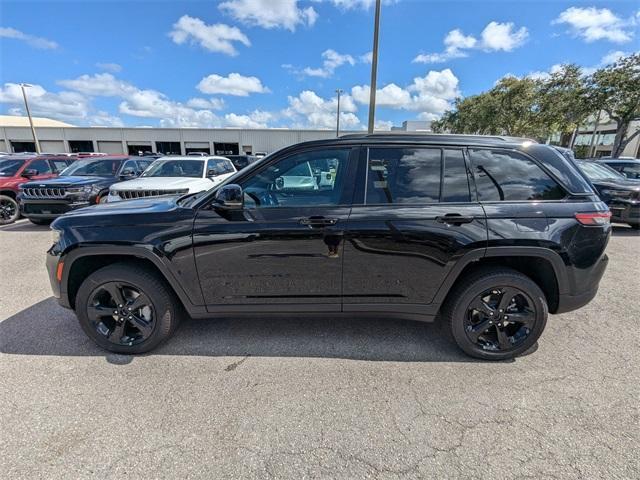 new 2025 Jeep Grand Cherokee car, priced at $41,920