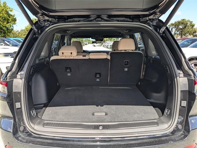 new 2025 Jeep Grand Cherokee car, priced at $41,920