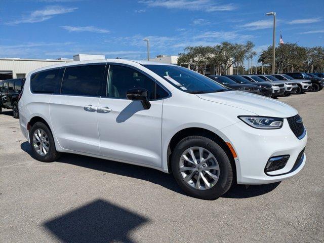 new 2025 Chrysler Pacifica car, priced at $45,420