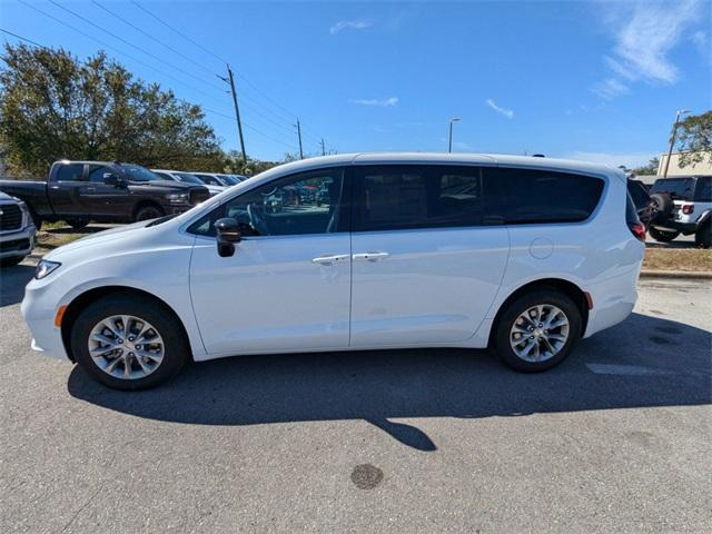new 2025 Chrysler Pacifica car, priced at $41,420