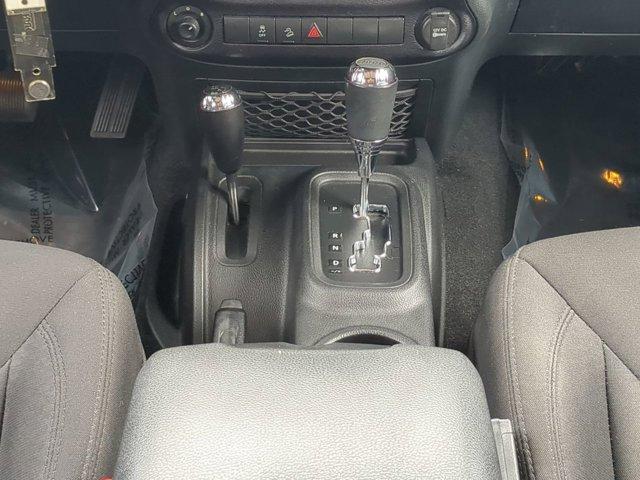 used 2015 Jeep Wrangler Unlimited car, priced at $16,621