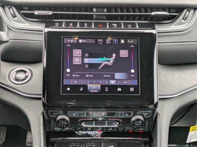 new 2025 Jeep Grand Cherokee car, priced at $34,470