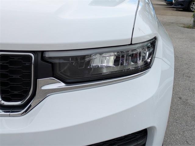 new 2025 Jeep Grand Cherokee car, priced at $34,470