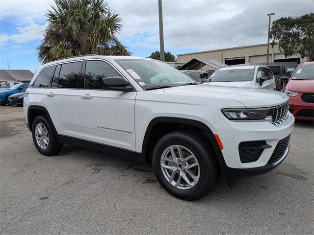 new 2025 Jeep Grand Cherokee car, priced at $34,470