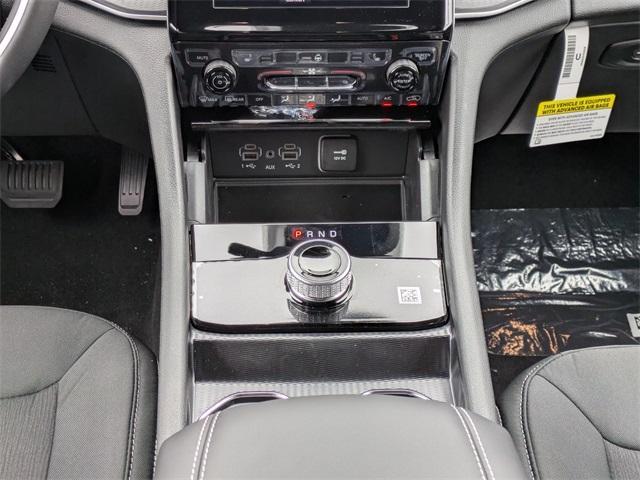 new 2025 Jeep Grand Cherokee car, priced at $34,470