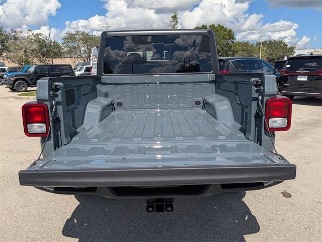 new 2025 Jeep Gladiator car, priced at $39,975