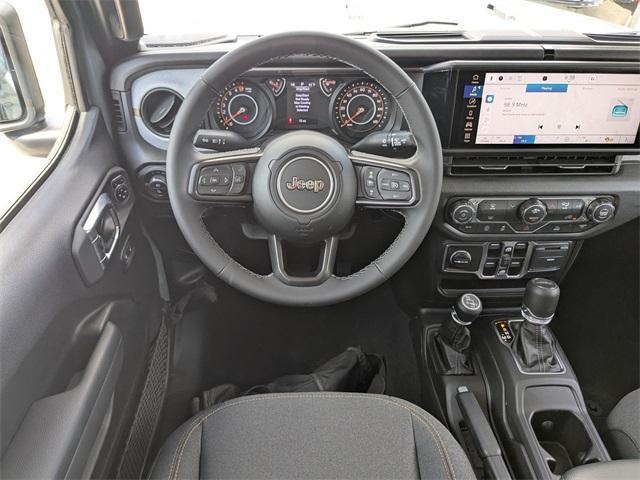 new 2025 Jeep Gladiator car, priced at $39,975