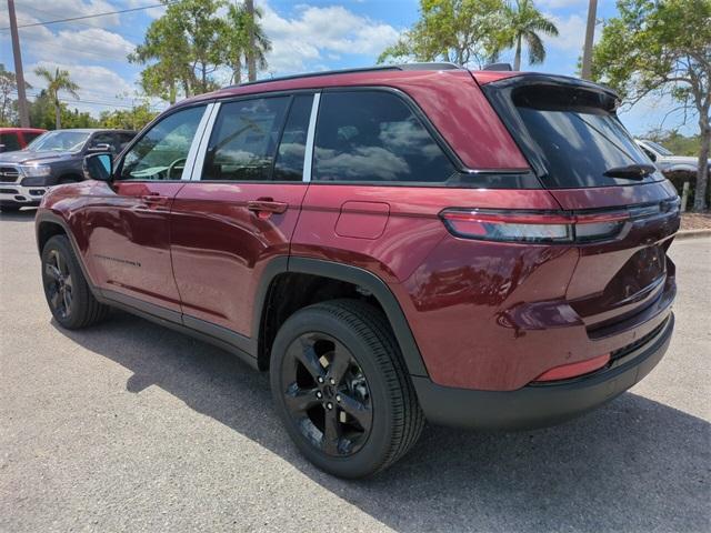 new 2024 Jeep Grand Cherokee car, priced at $39,985
