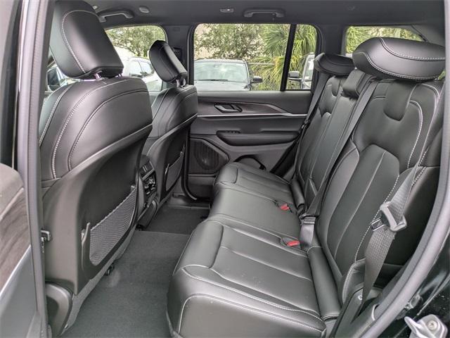 new 2025 Jeep Grand Cherokee car, priced at $38,490