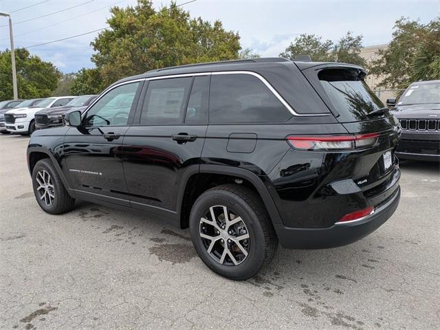 new 2025 Jeep Grand Cherokee car, priced at $38,490