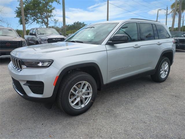 new 2024 Jeep Grand Cherokee car, priced at $34,980