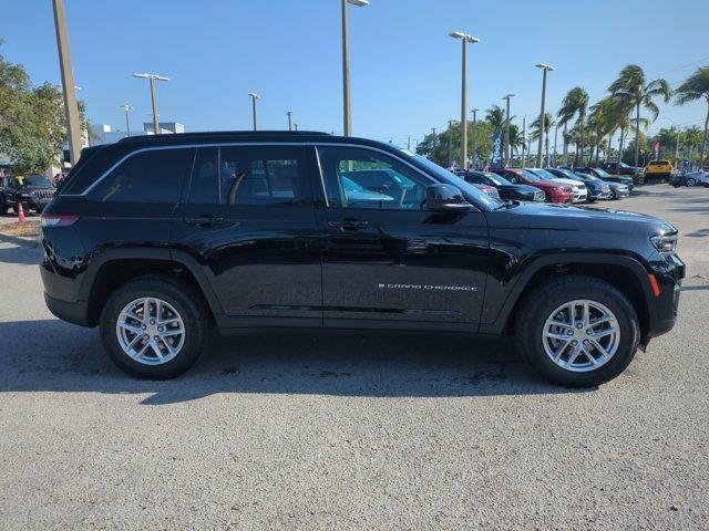 new 2024 Jeep Grand Cherokee car, priced at $32,170