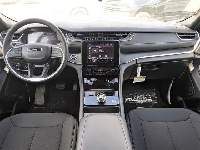 new 2025 Jeep Grand Cherokee car, priced at $34,970