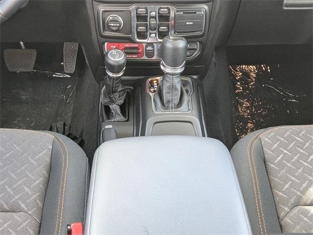 new 2025 Jeep Gladiator car, priced at $49,880