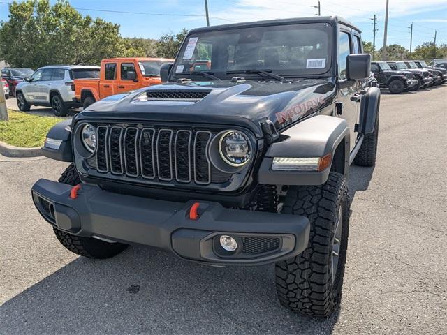 new 2025 Jeep Gladiator car, priced at $49,880