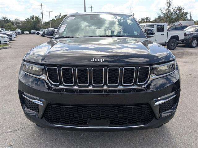 new 2025 Jeep Grand Cherokee car, priced at $37,495