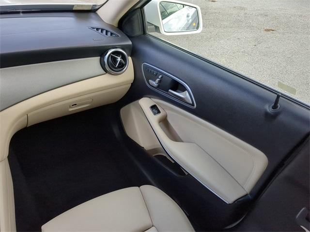 used 2020 Mercedes-Benz GLA 250 car, priced at $22,223