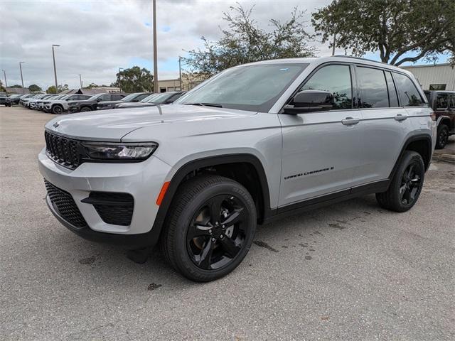 new 2025 Jeep Grand Cherokee car, priced at $37,375