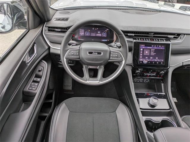 new 2025 Jeep Grand Cherokee car, priced at $37,375