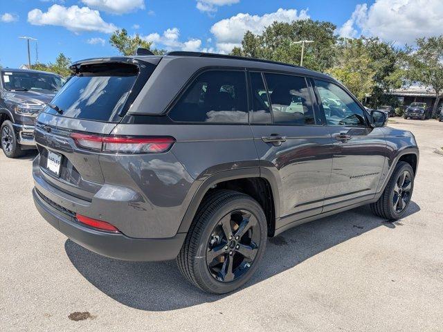 new 2025 Jeep Grand Cherokee car, priced at $41,370